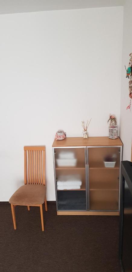Happy Apartment